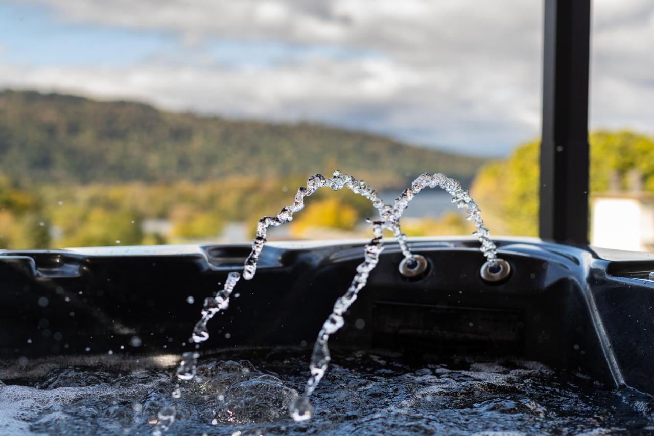 Lakes Hotel & Spa Bowness-on-Windermere Dış mekan fotoğraf Water fountain