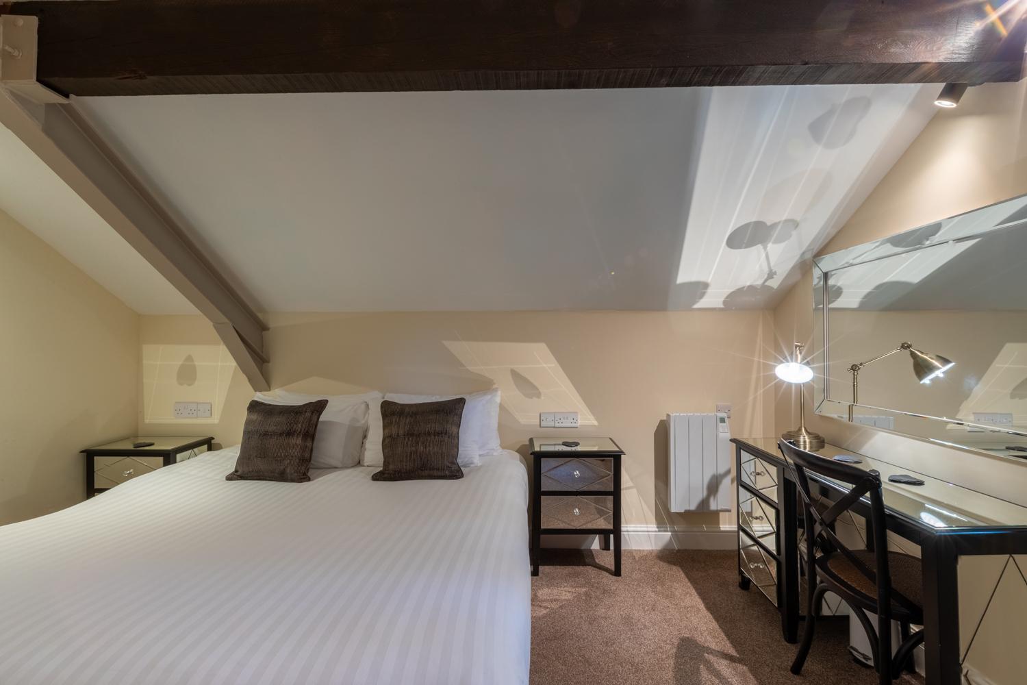 Lakes Hotel & Spa Bowness-on-Windermere Oda fotoğraf A room at the hotel