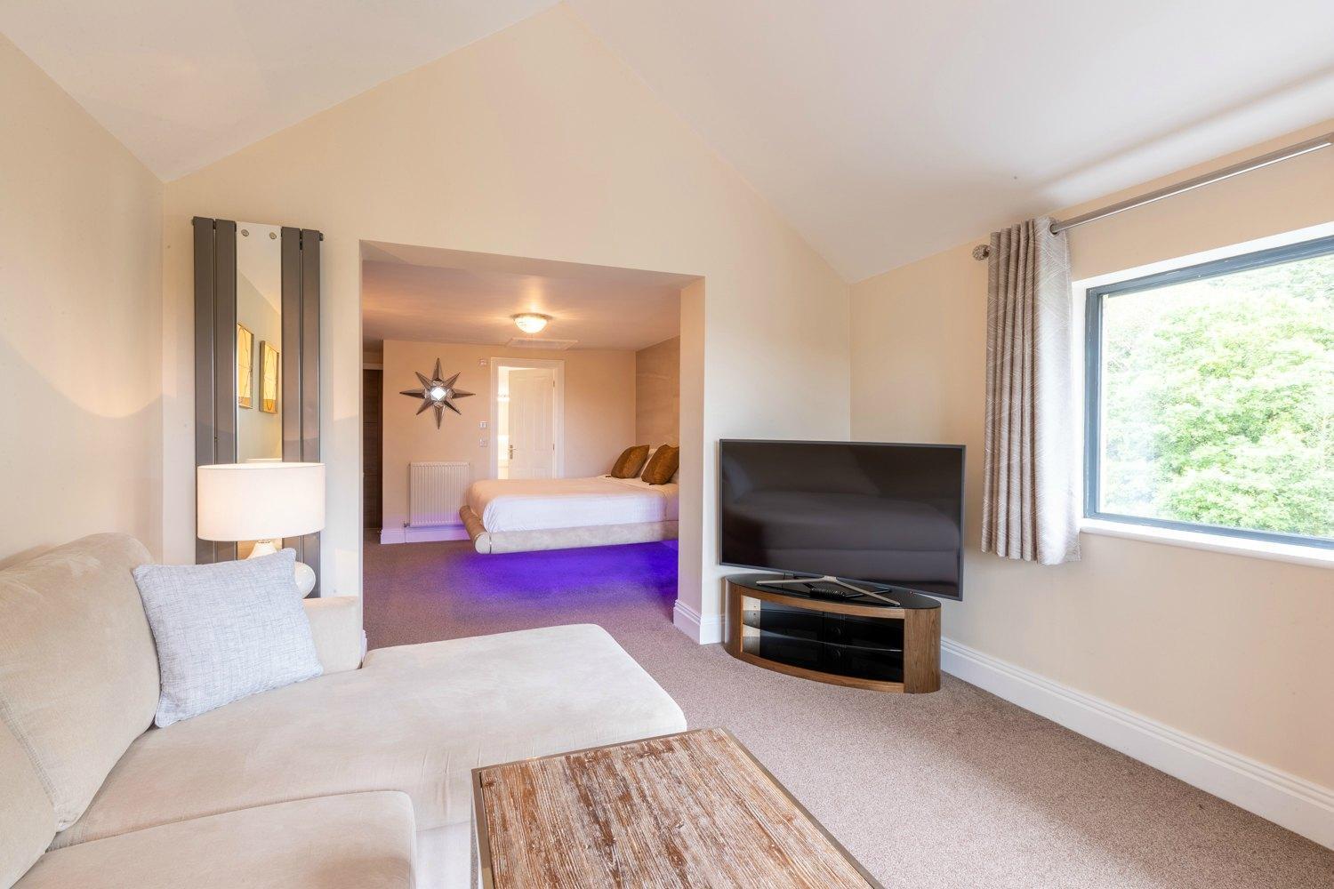 Lakes Hotel & Spa Bowness-on-Windermere Oda fotoğraf A typical studio apartment